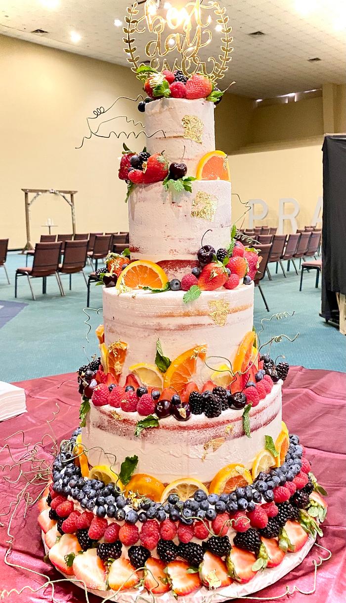“Fruit salad” wedding cake 