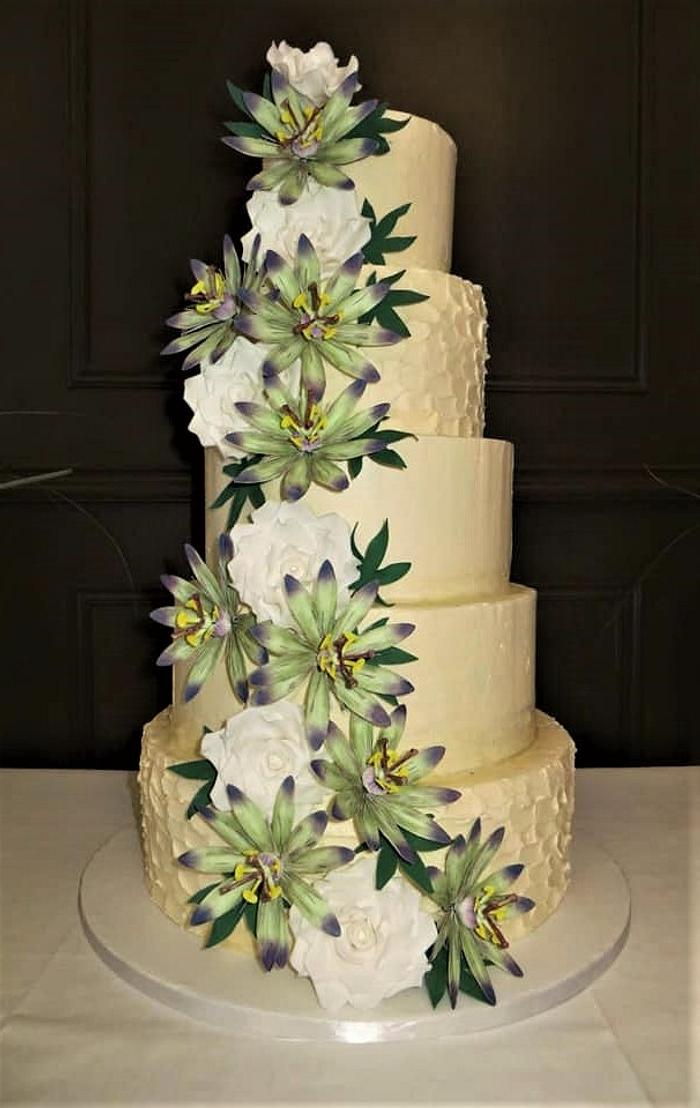 Passion flower wedding cake