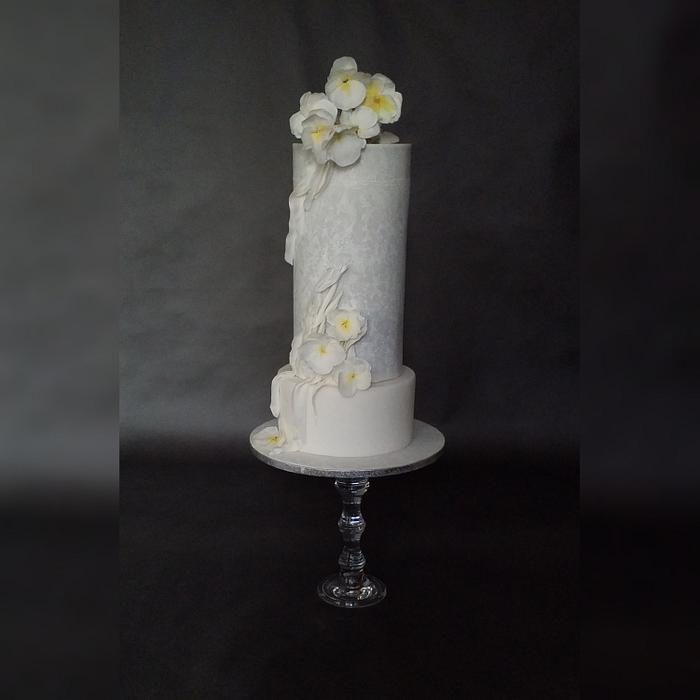Pansy flowers wedding cake