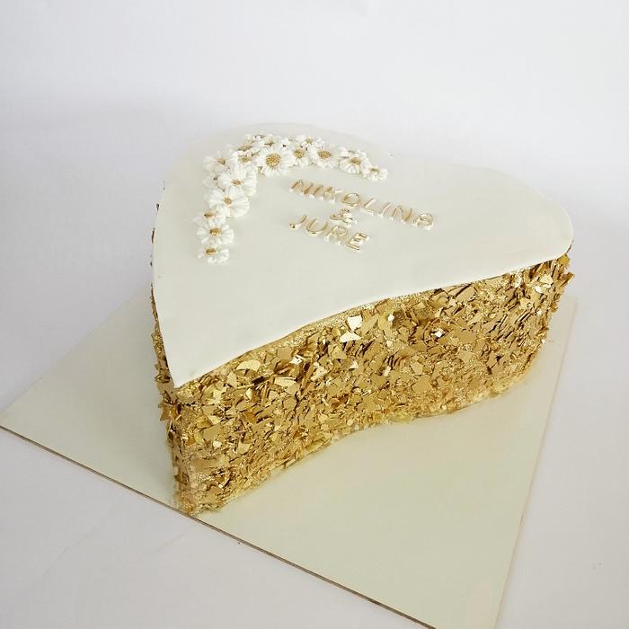 Gold wedding cake 