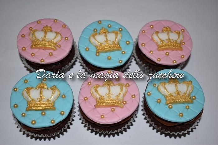 Crown cupcakes
