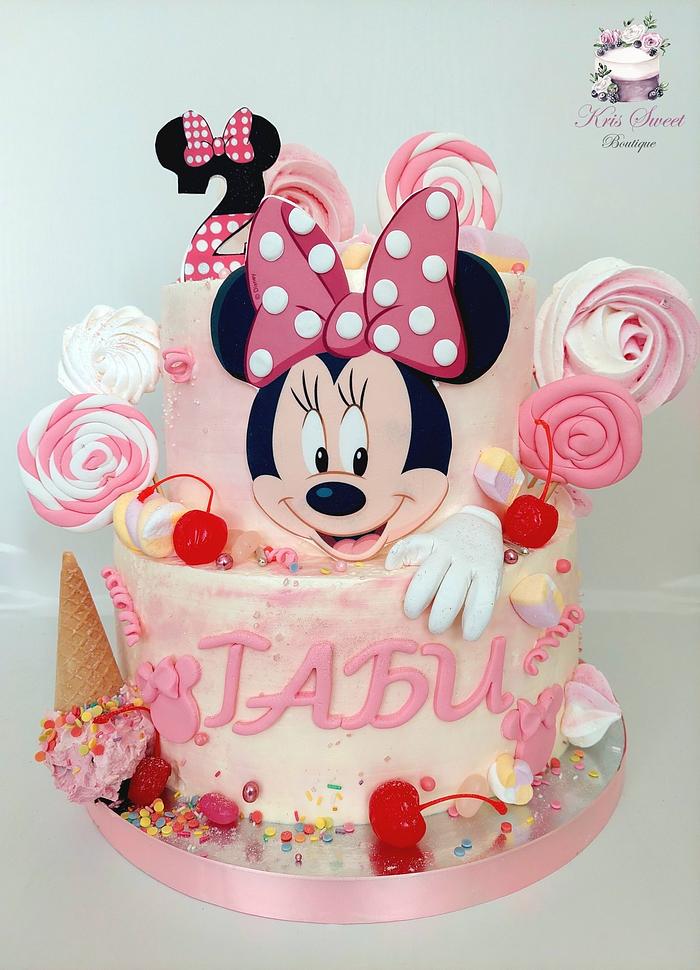 Minnie mouse cake