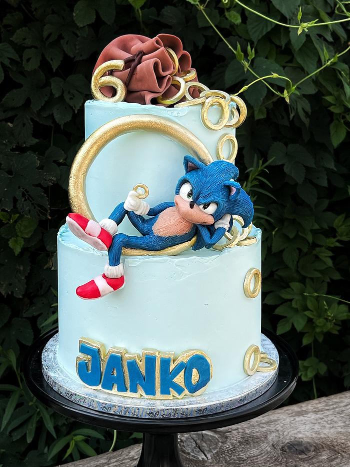 Sonic The Hedgehog themed cake