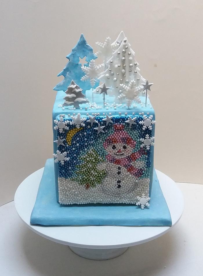 Winter cake with pearls