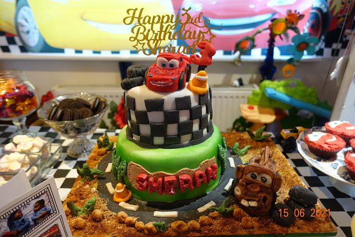 Disney cars cake