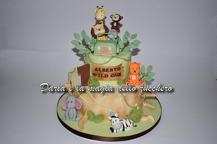 Baby safari cake