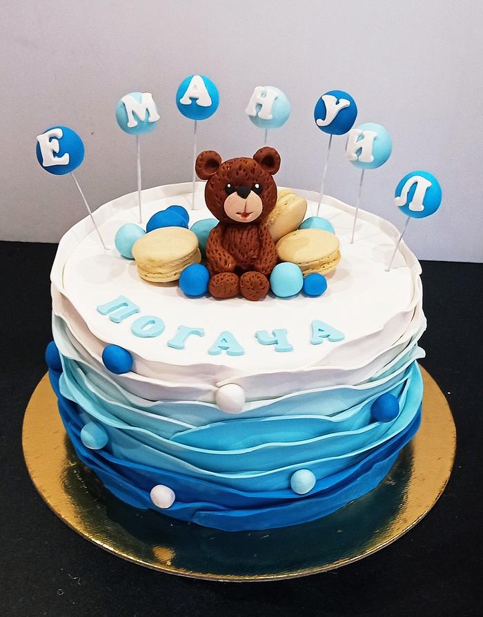 Cake with 🐻