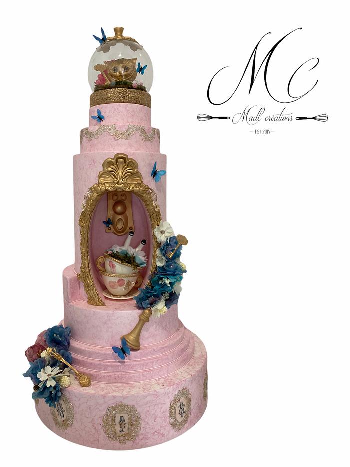 Wedding cake Alice wonderland