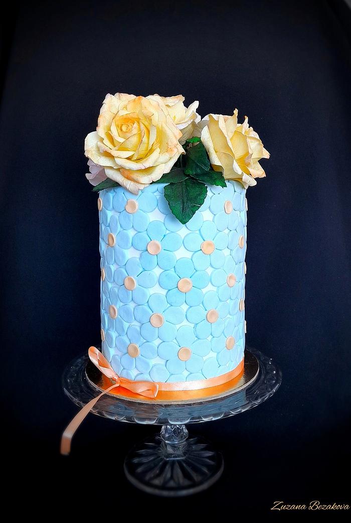 Cake with Wafer Paper roses