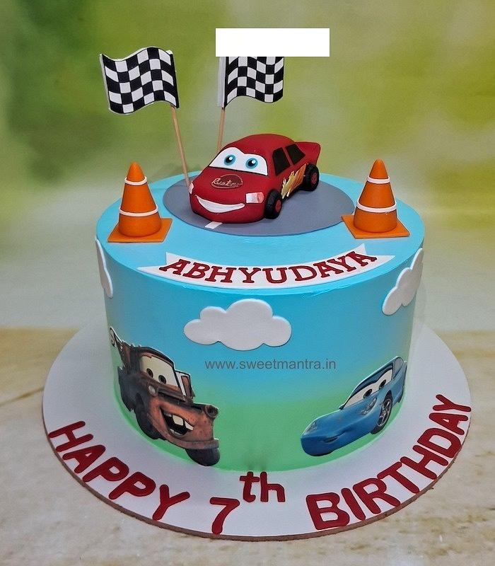 Car cream design cake