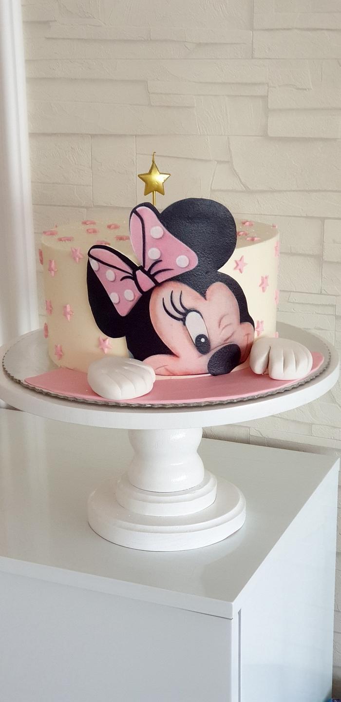 Minie Mouse cake