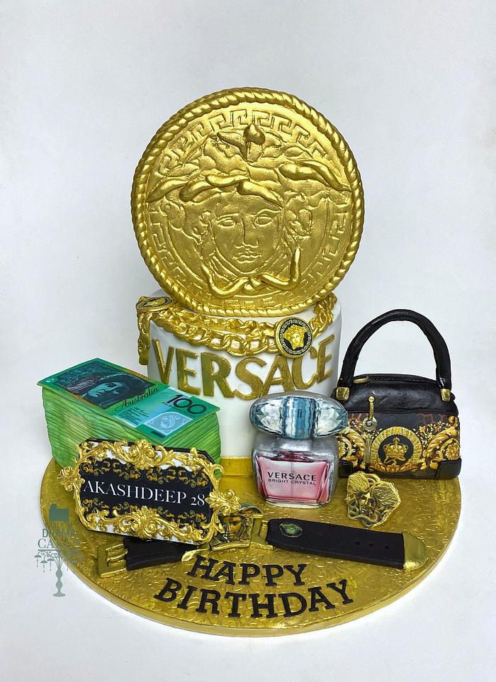 White & Gold Versace motif cake by bbkakes #cake #cakes #b… | Flickr