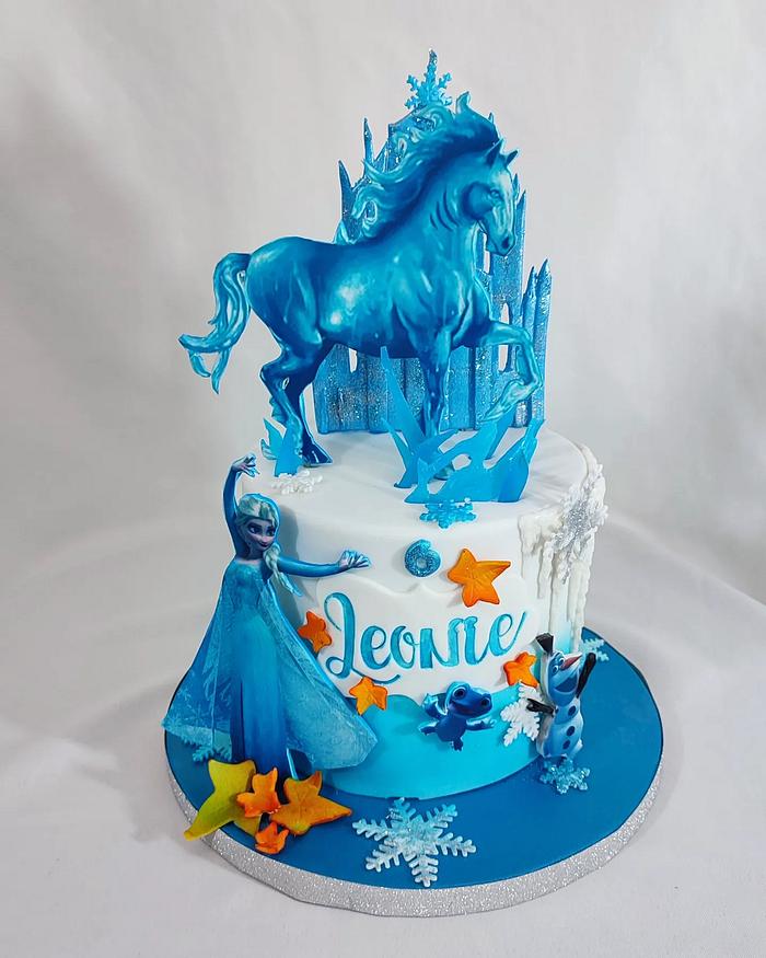 La reine des neiges 2 - Decorated Cake by Céline - CakesDecor
