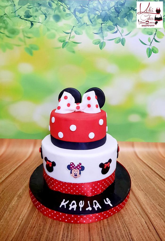 "Minnie Mouse Cake"