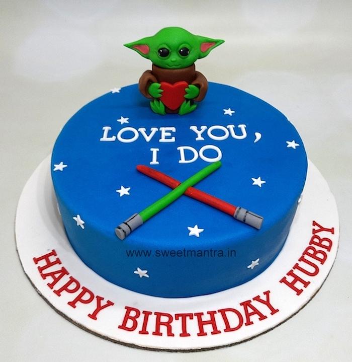 Baby Yoda cake