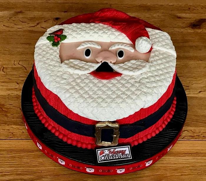 Santa Face Cake 