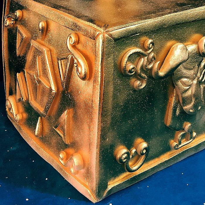 Pandora Box Aldebaran Taurus