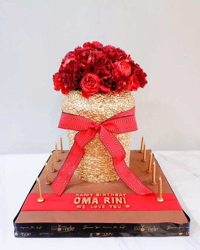 Golden Flower Vase Birthday Cake