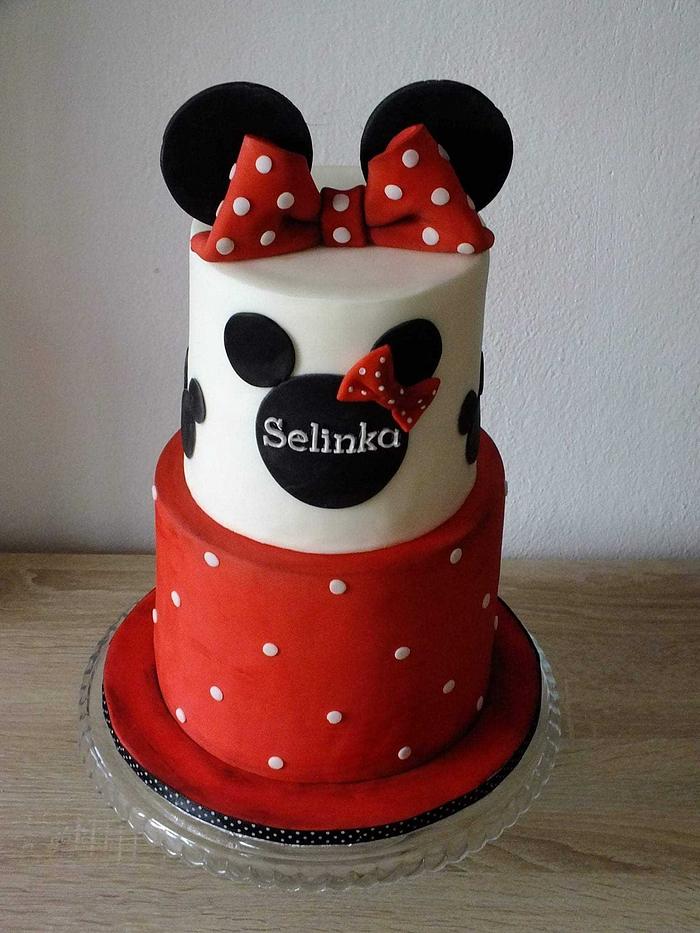 MINNIE CAKE