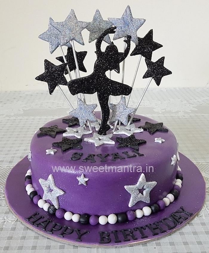 Dance cake