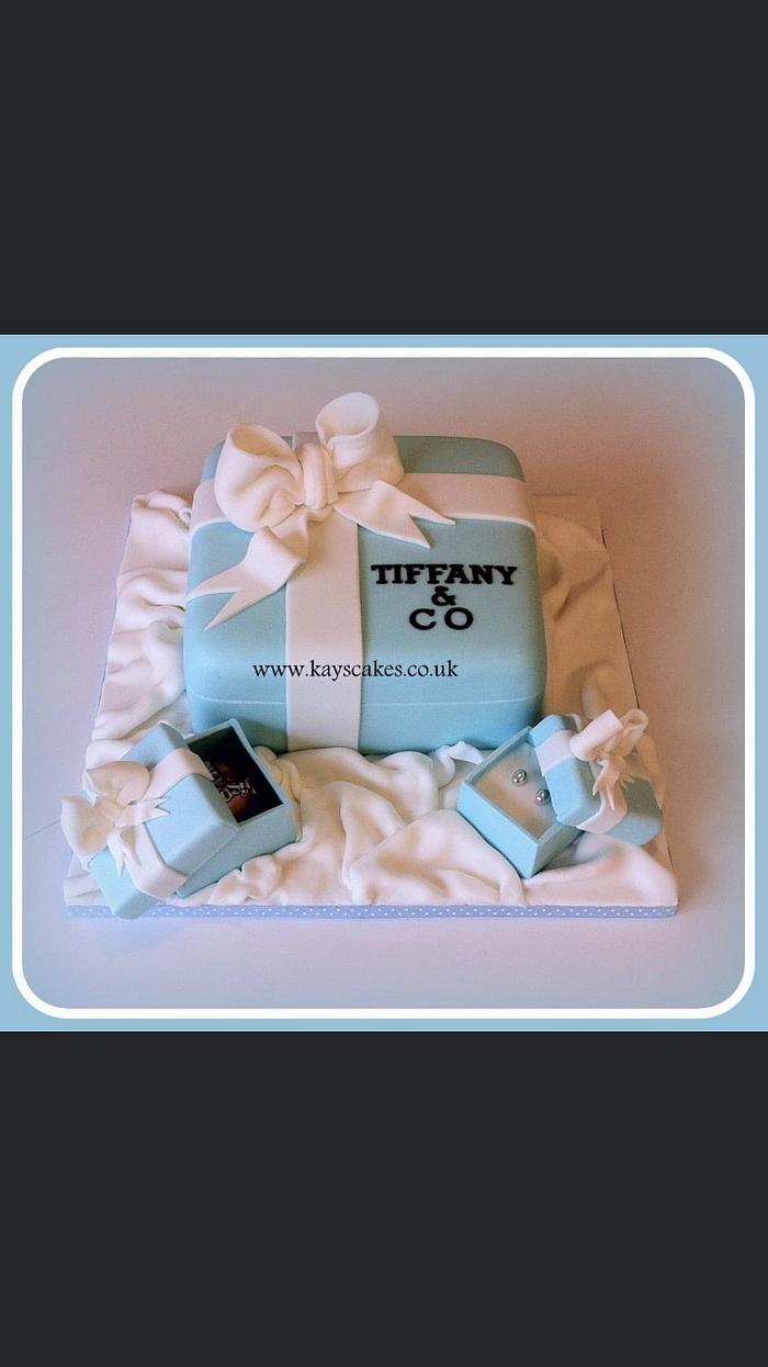 The Tiffany box cake