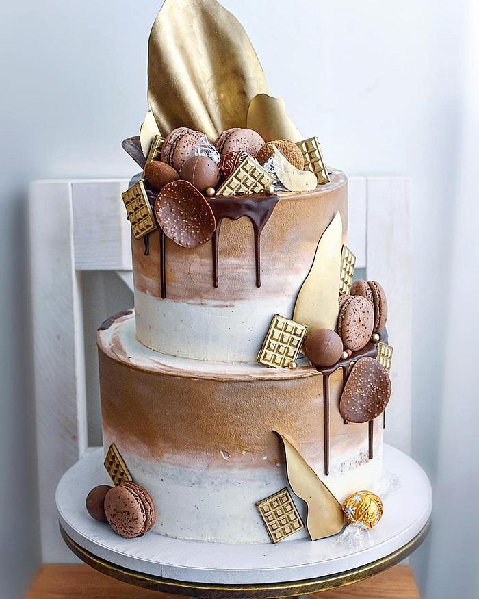 Chocolate gold cake 