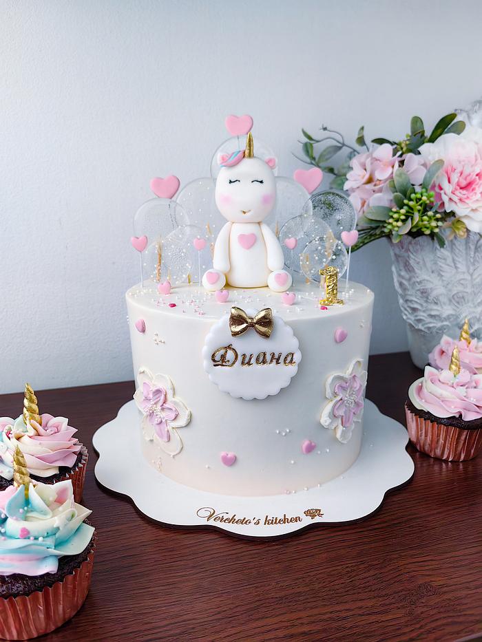 Baby unicorn cake