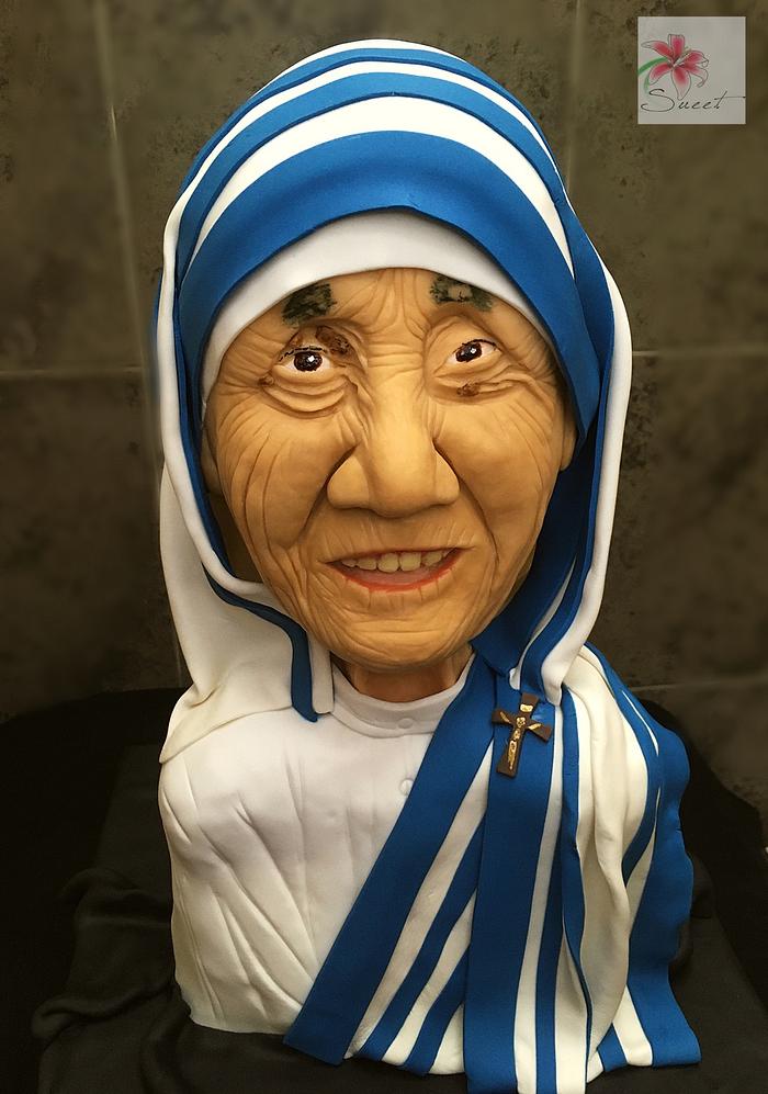 Mother Teresa bust cake