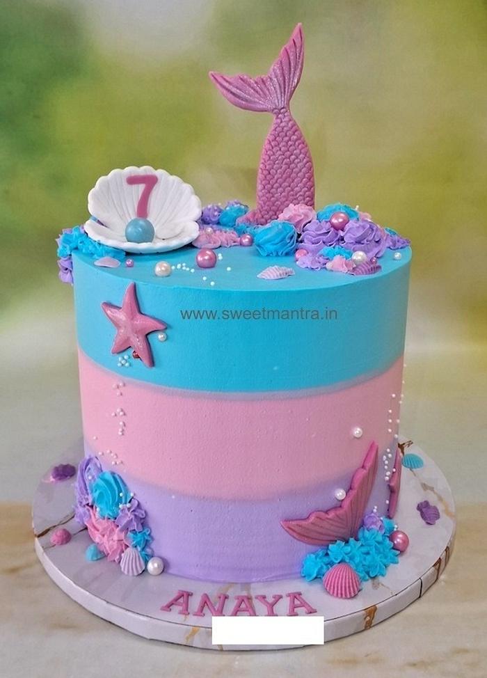 Mermaid cake with pearls