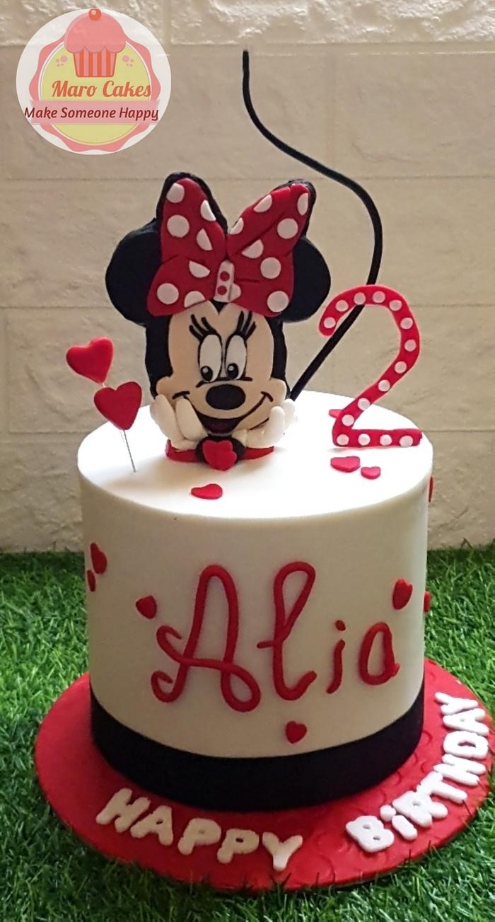 Minnie mouse cake 