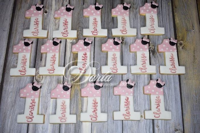 Minnie themed cookies