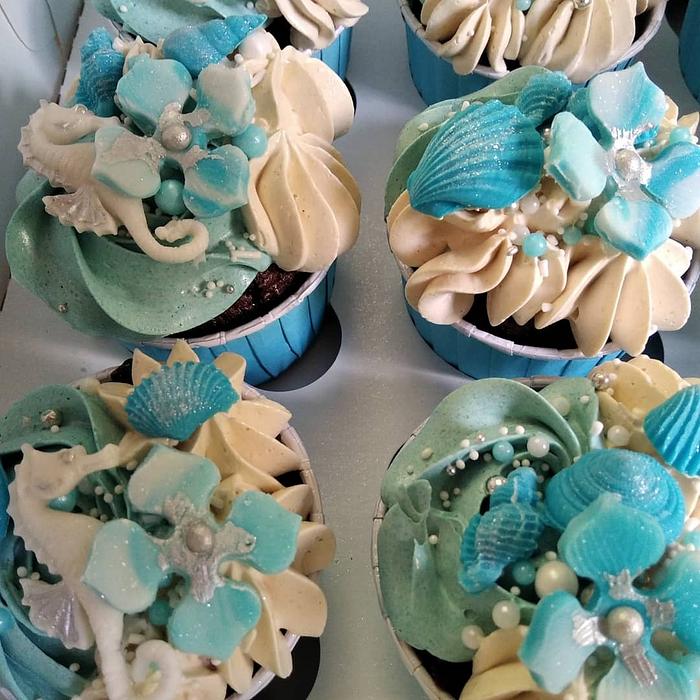 Birth cupcakes