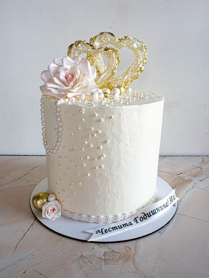Buttercream Wedding Cake With Rose Gold Fondant Pearls