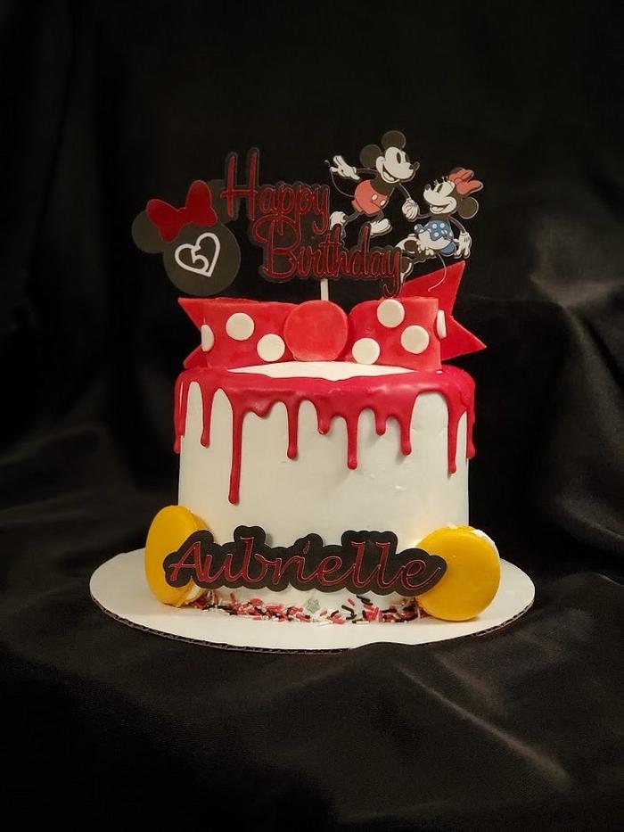 Minnie Mouse themed birthday cake