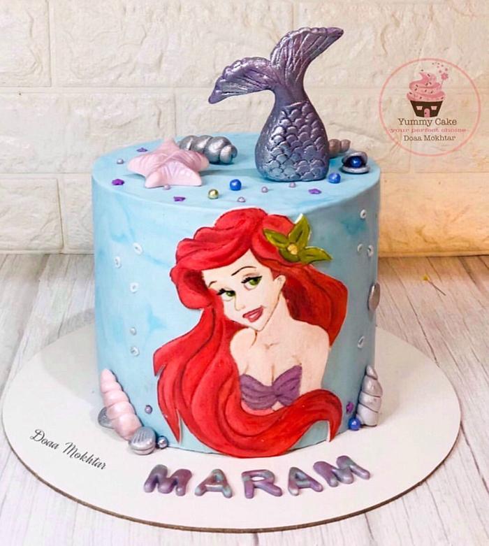 Mermaide hand painting cake