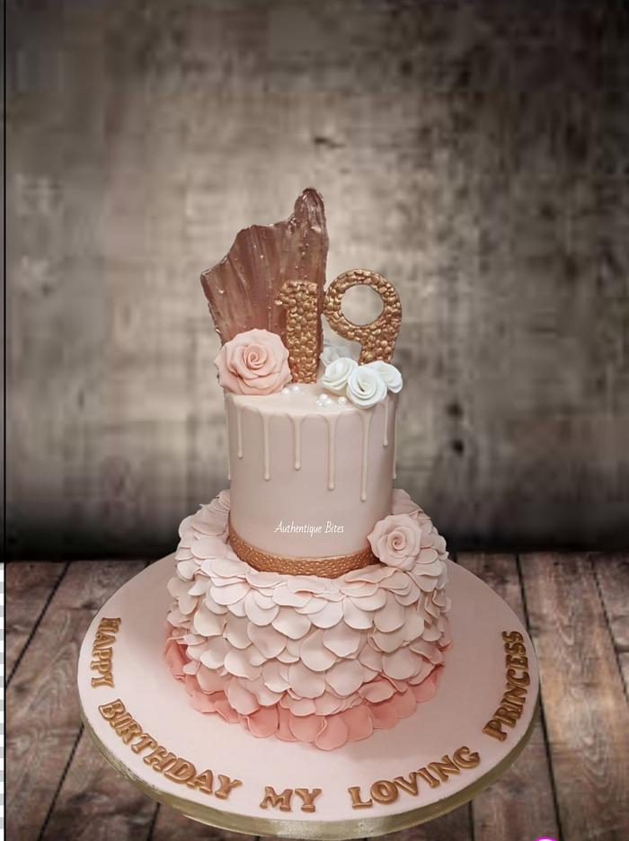 Vintage Rose Gold and Peach Cake