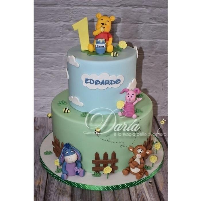 Winnie the pooh and friends cake