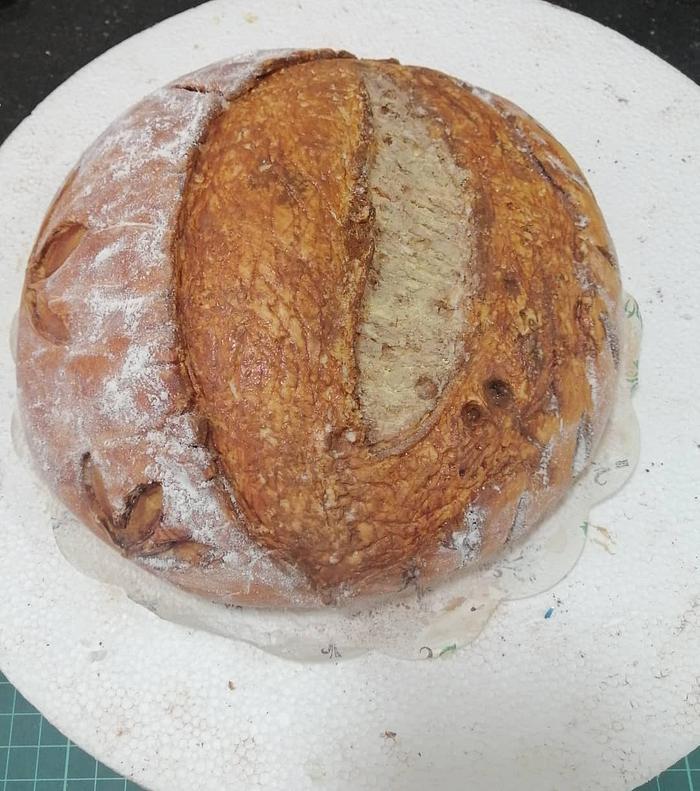 Bread cake