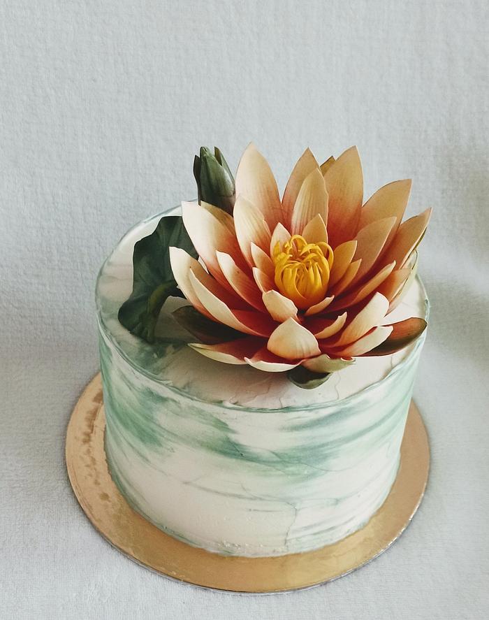 Cake with water lily