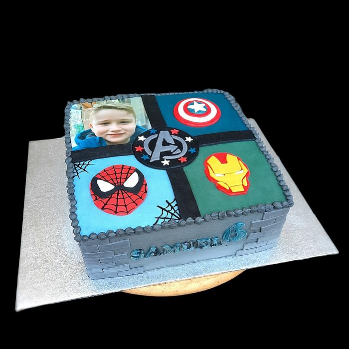 Marvel cake