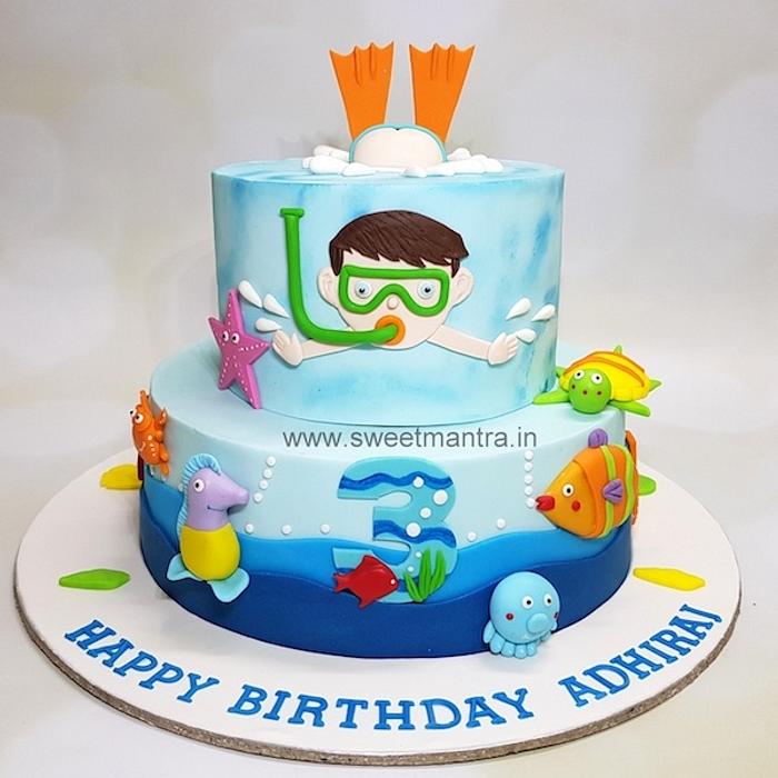 Underwater tier cake