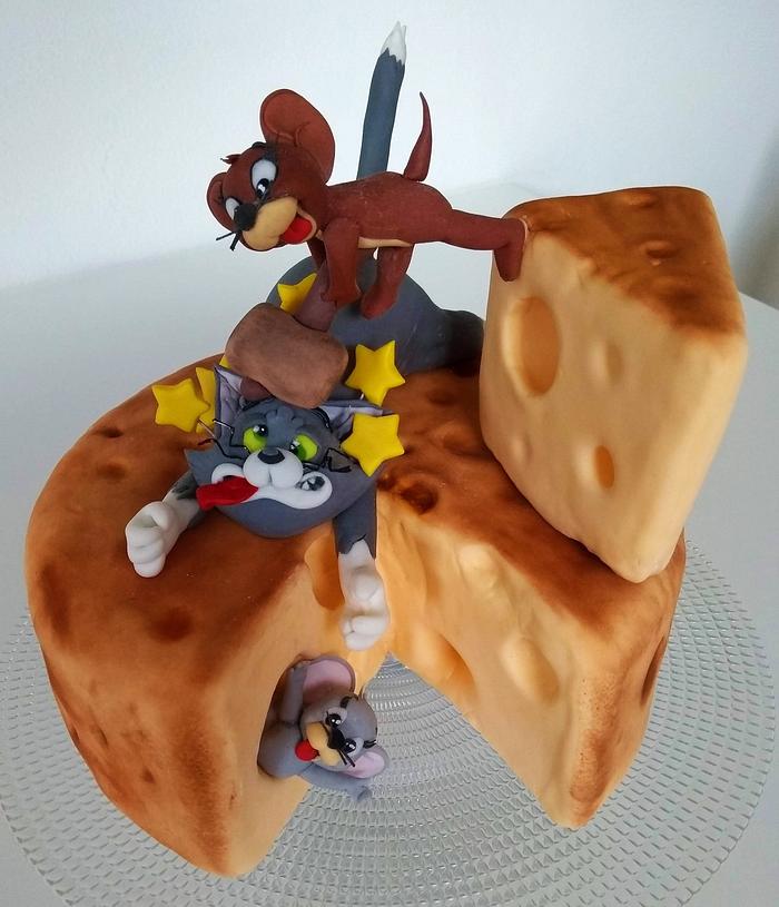 Tom and Jerry cake topper