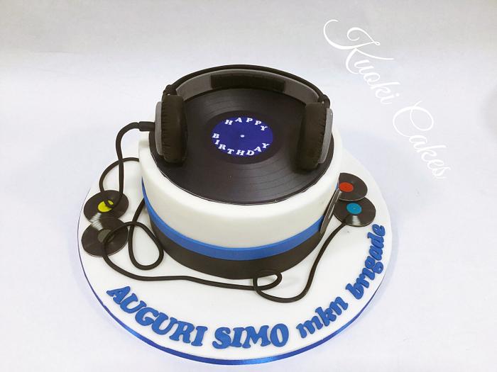 DJ Birthday cake 