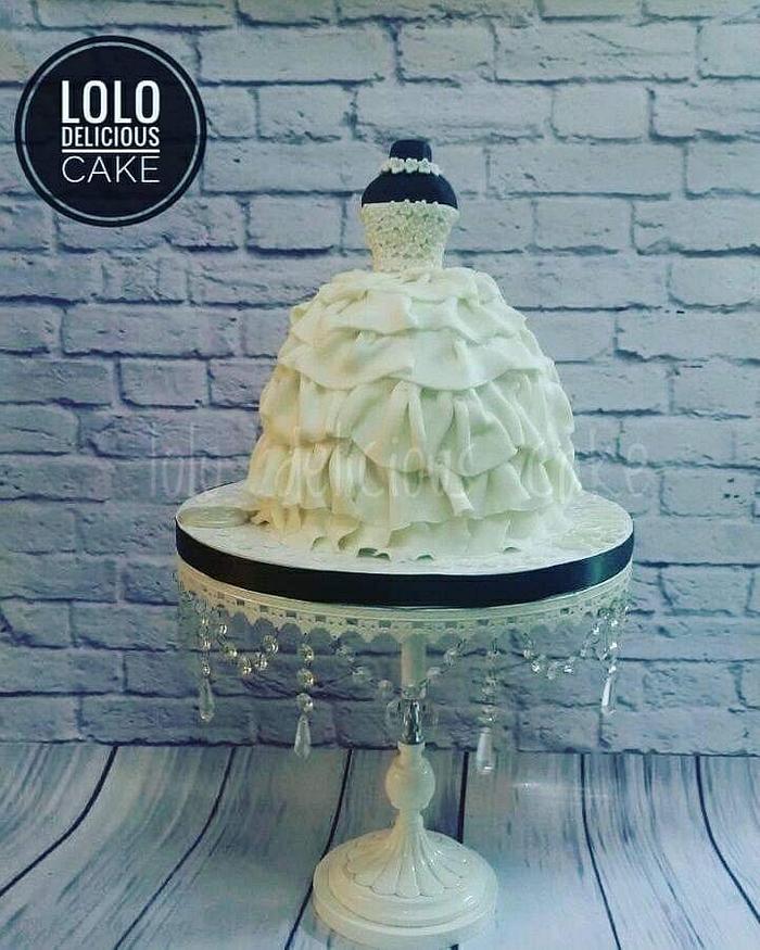 Wedding dress Cake by lolodeliciouscake