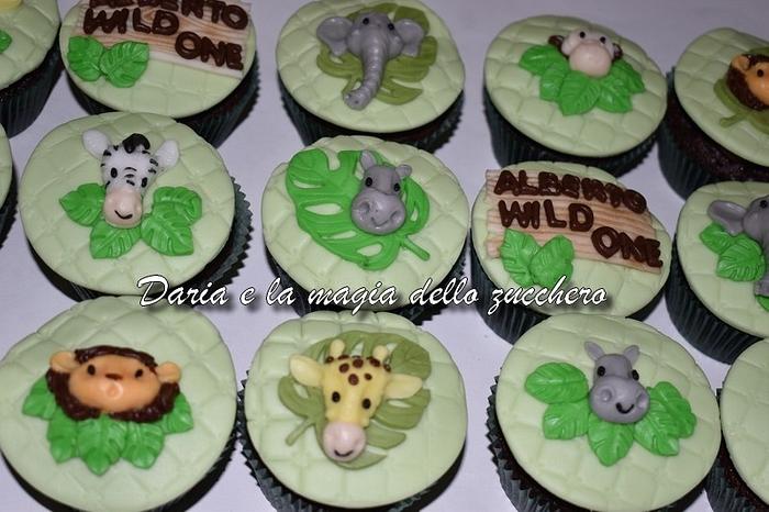 baby safari cupcakes