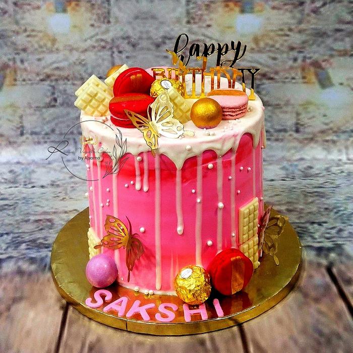 Pink macron cake
