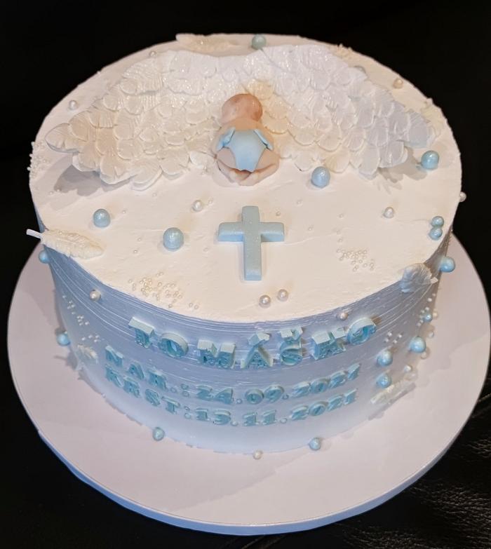 Cake with angel wings
