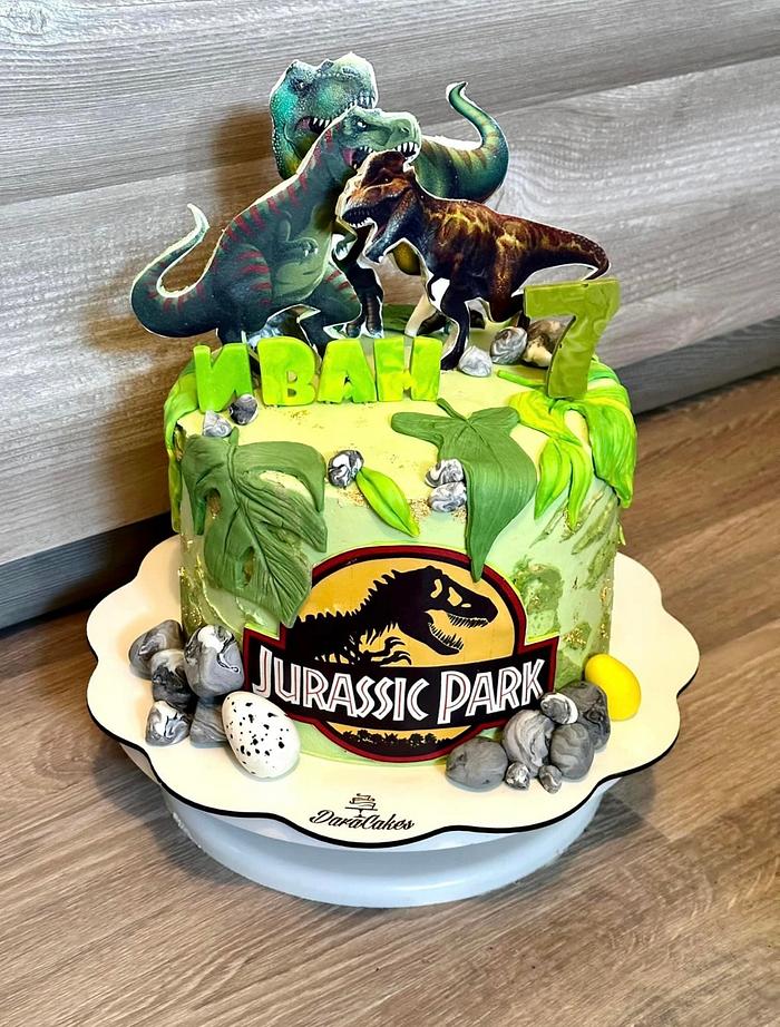 Jurassic park cake