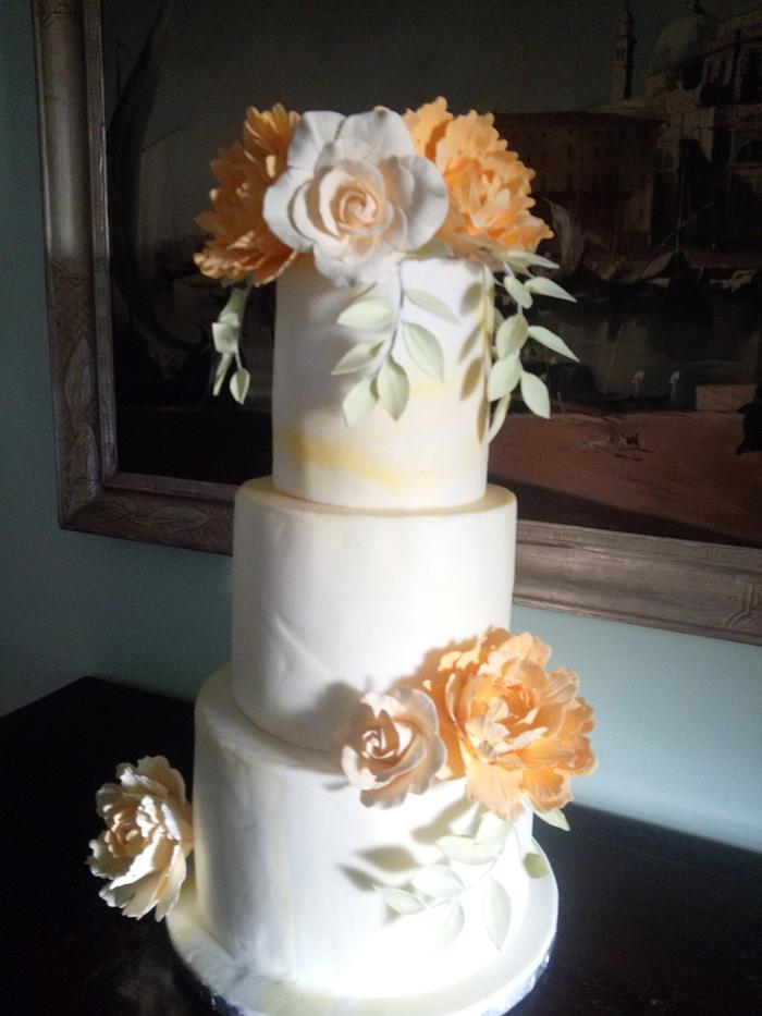 Yellow roses and peonies cake
