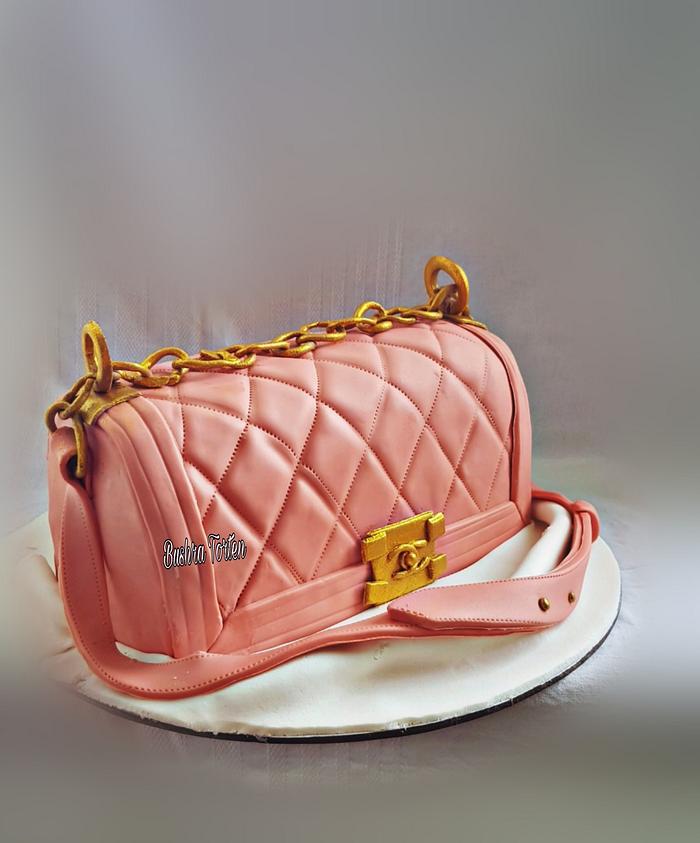 Handbag cake 